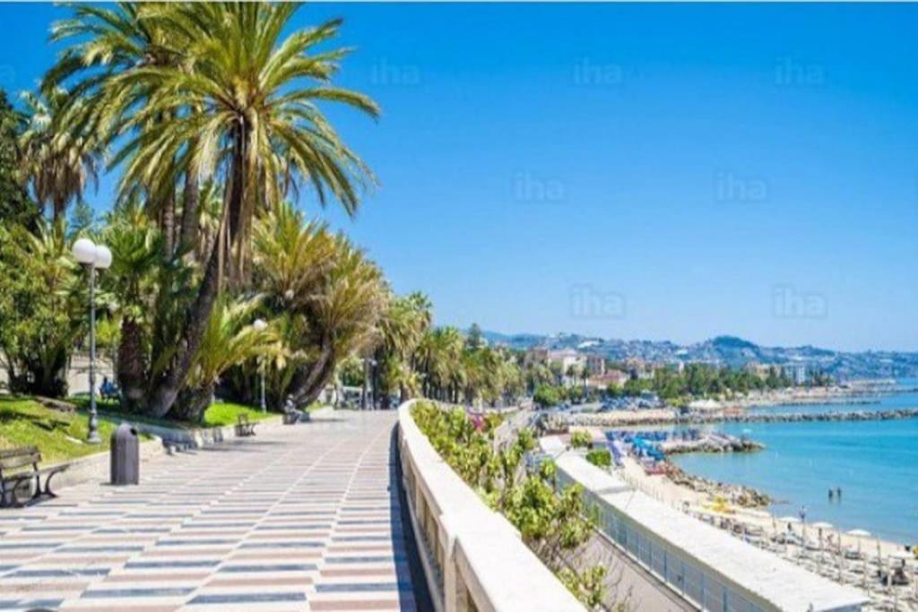 Appartamento Centralissimo Sanremo Ngoại thất bức ảnh